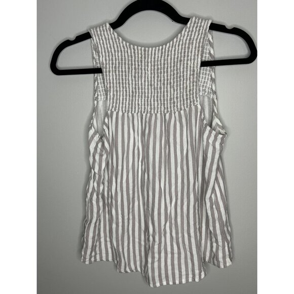 Maurice’s grey and white striped v-neck tank women’s size M flowy comfy summer - Picture 2 of 6